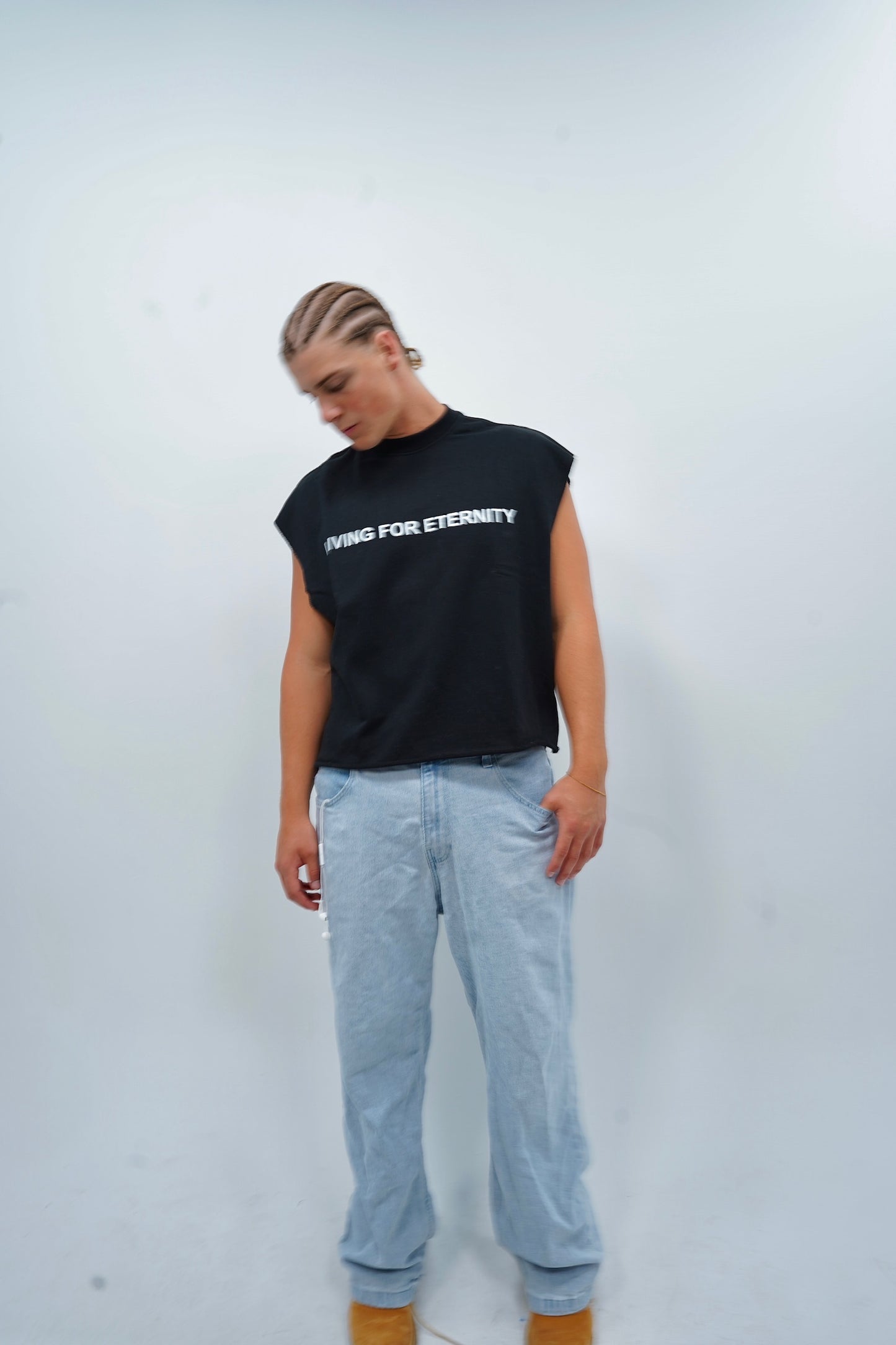 "LIVING4LIFE" boxy cutoff